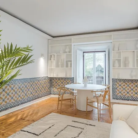 Apartment Casa Boma - Typical & Charming - Campo Iii Lisbon